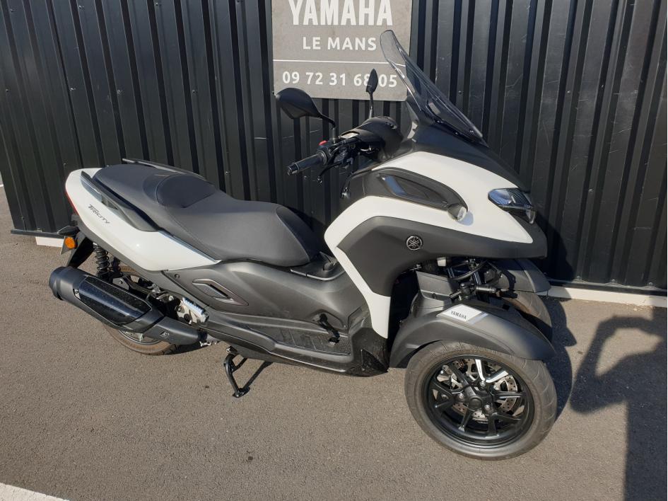 TRICITY 300 garantie 5 ans