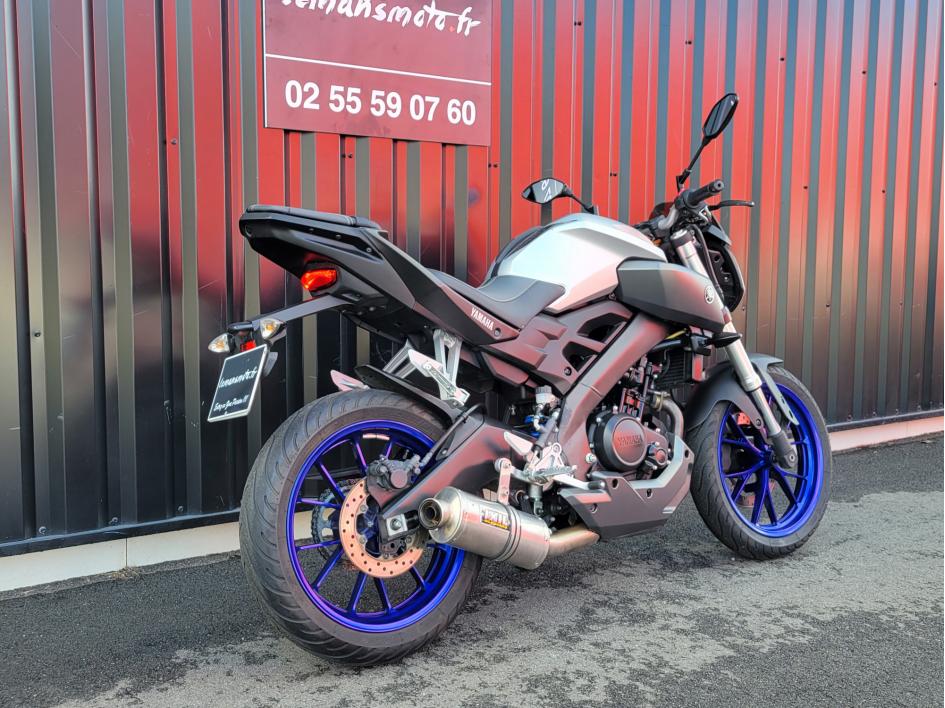 YAMAHA MT-125
