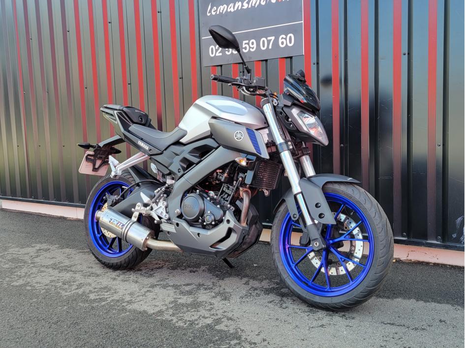 YAMAHA MT-125