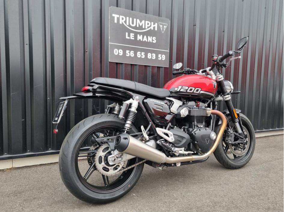 TRIUMPH SPEED TWIN 1200