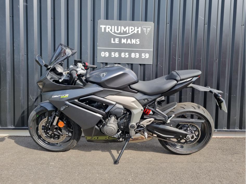 TRIUMPH DAYTONA 660 BRIDEE A2