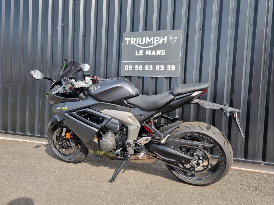 TRIUMPH DAYTONA 660 BRIDEE A2