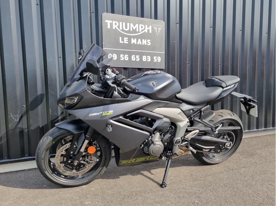 TRIUMPH DAYTONA 660 BRIDEE A2
