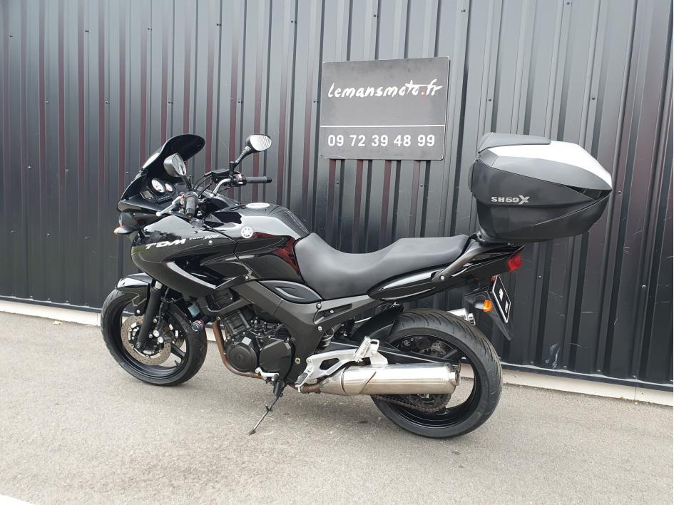 YAMAHA TDM 900    SEULEMENT 18 100 KILOMETRES