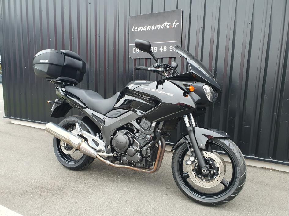 YAMAHA TDM 900    SEULEMENT 18 100 KILOMETRES