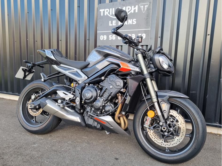 TRIUMPH STREET TRIPLE 765 RS