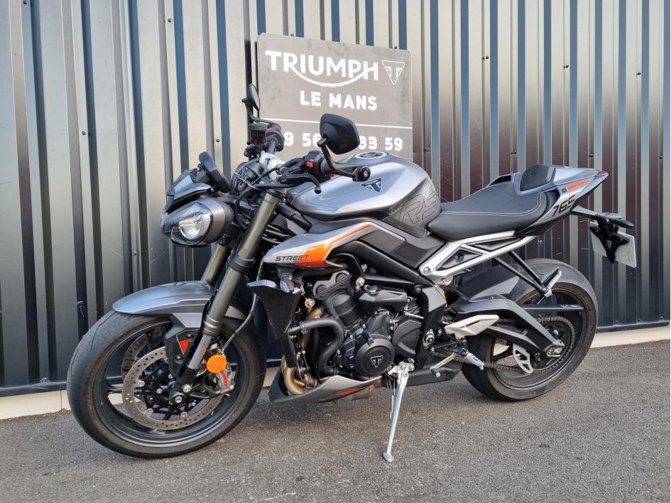 TRIUMPH STREET TRIPLE 765 RS