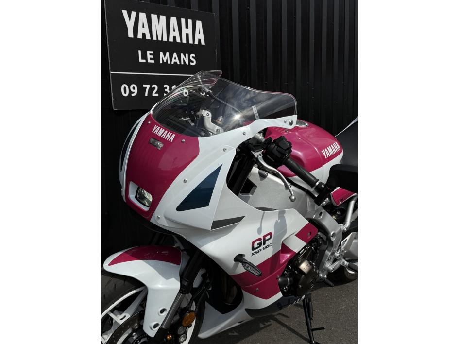 XSR 900 GP replica 750 yzf