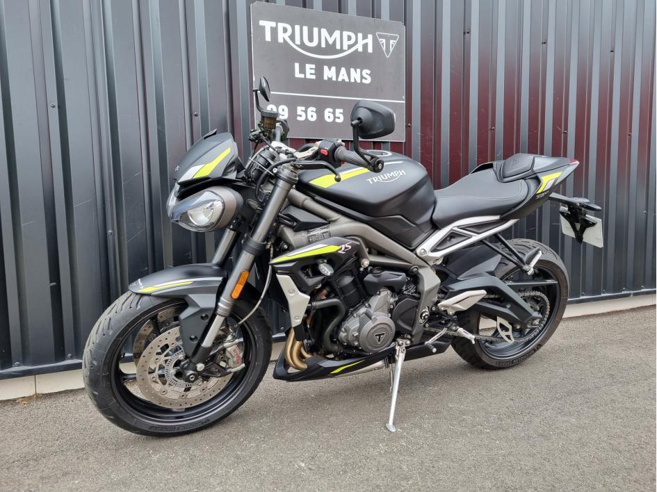 TRIUMPH STREET TRIPLE 765 RS