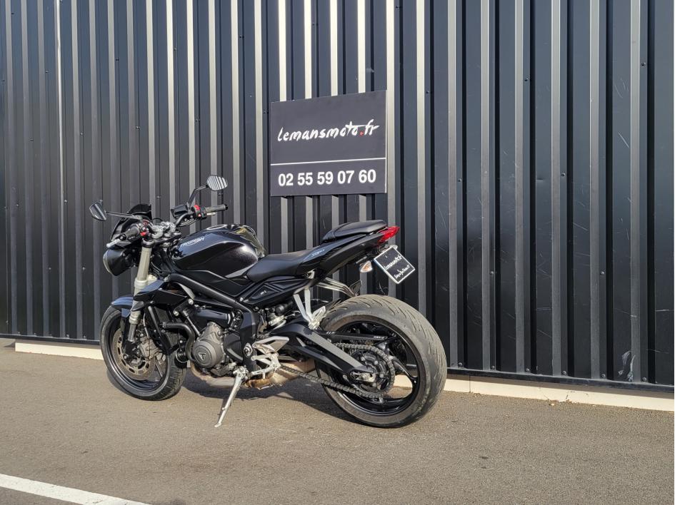 TRIUMPH STREET TRIPLE 660 S A2