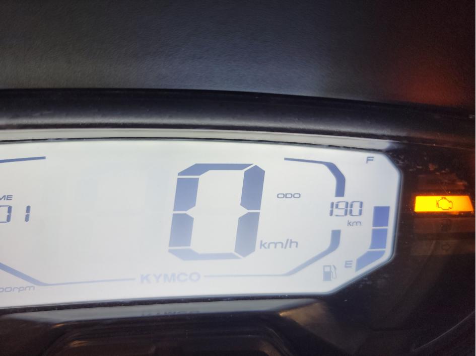 KYMCO skytown 125