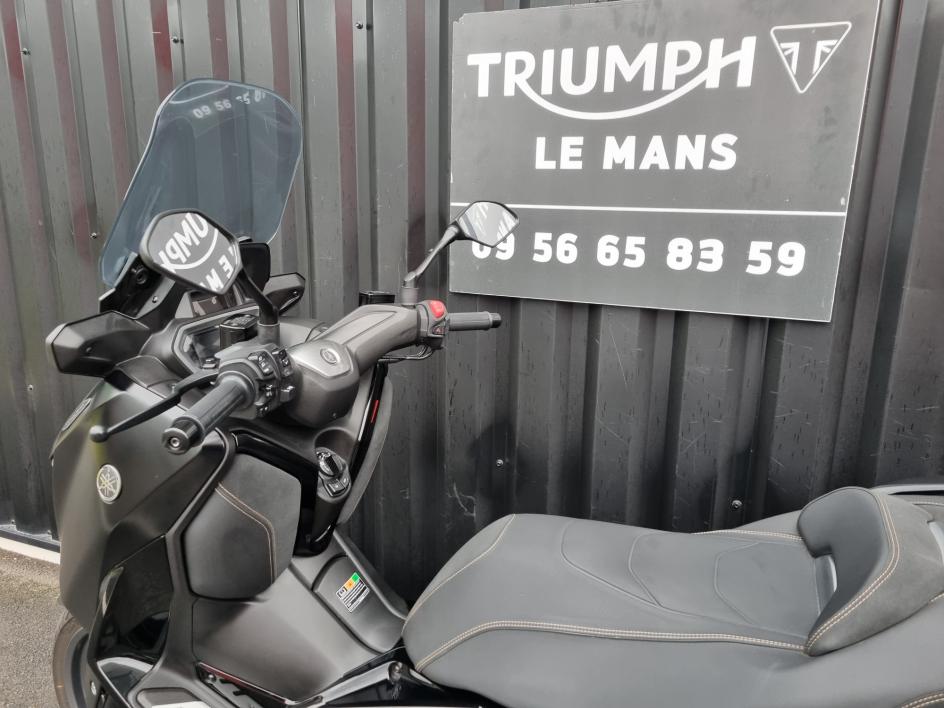 YAMAHA X-MAX 300 TECH MAX
