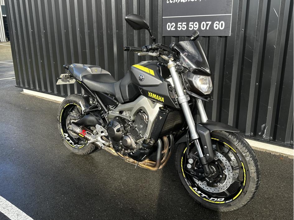 YAMAHA MT-09 ABS