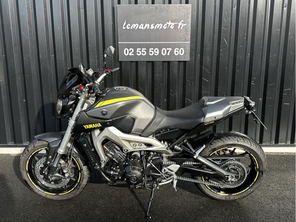 YAMAHA MT-09 ABS