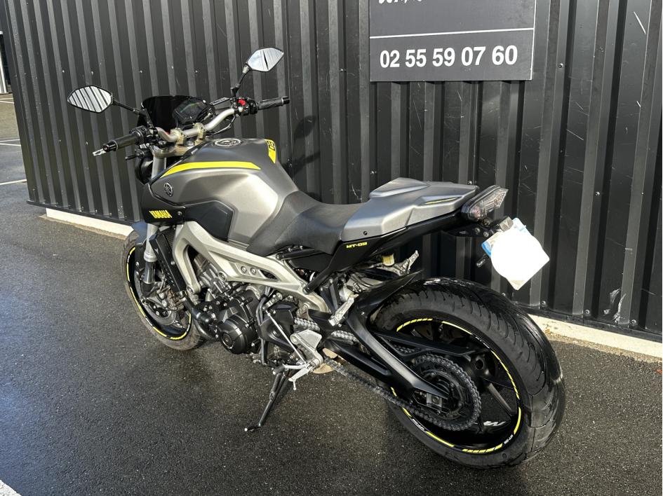 YAMAHA MT-09 ABS