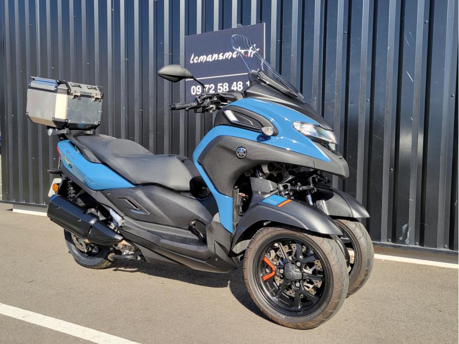 YAMAHA TRICITY 300