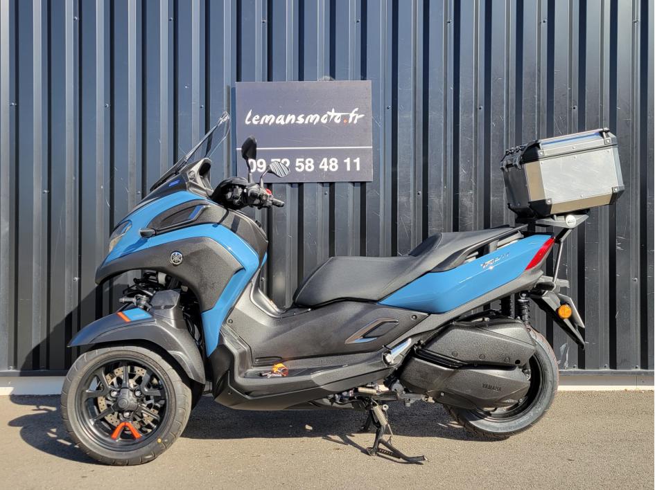 YAMAHA TRICITY 300