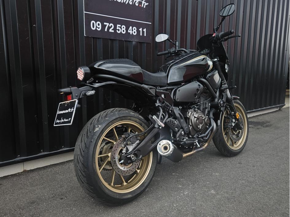 YAMAHA XSR 700