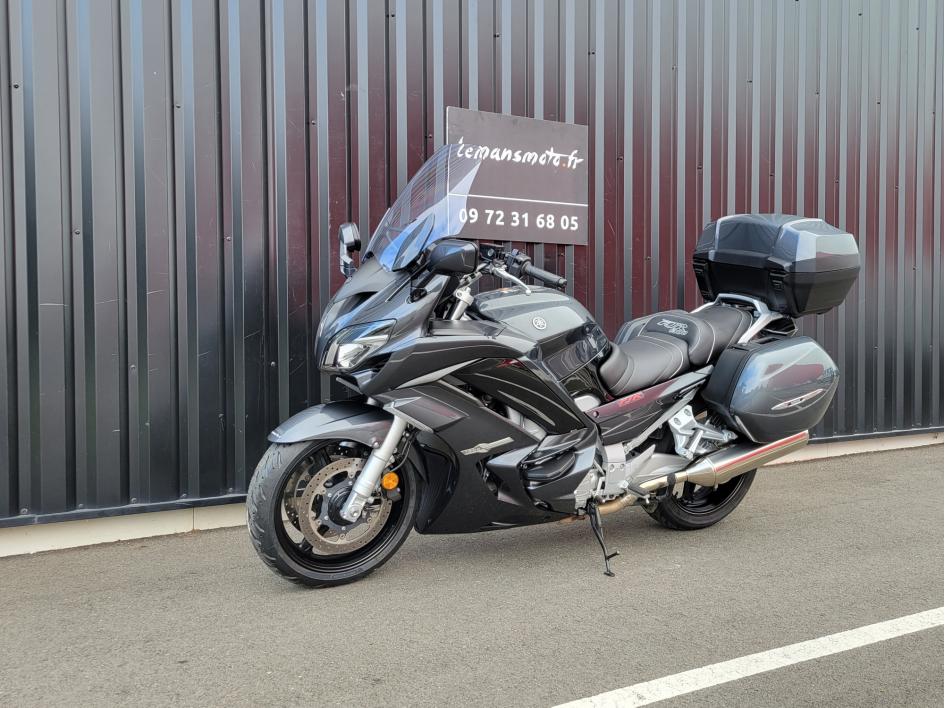 YAMAHA FJR 1300 1ère main