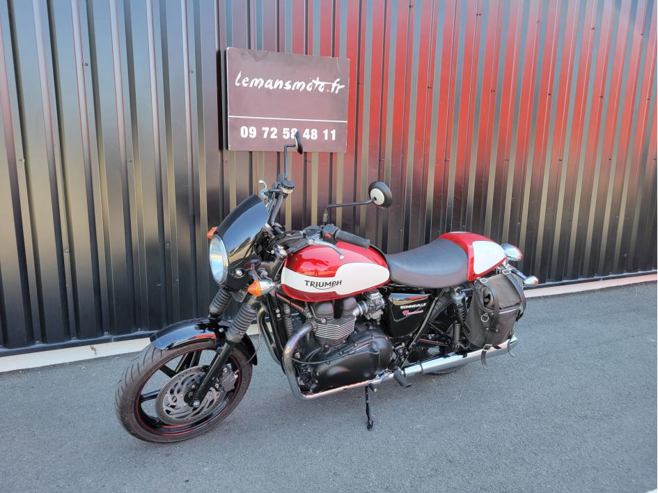 TRIUMPH Bonneville Newchurch