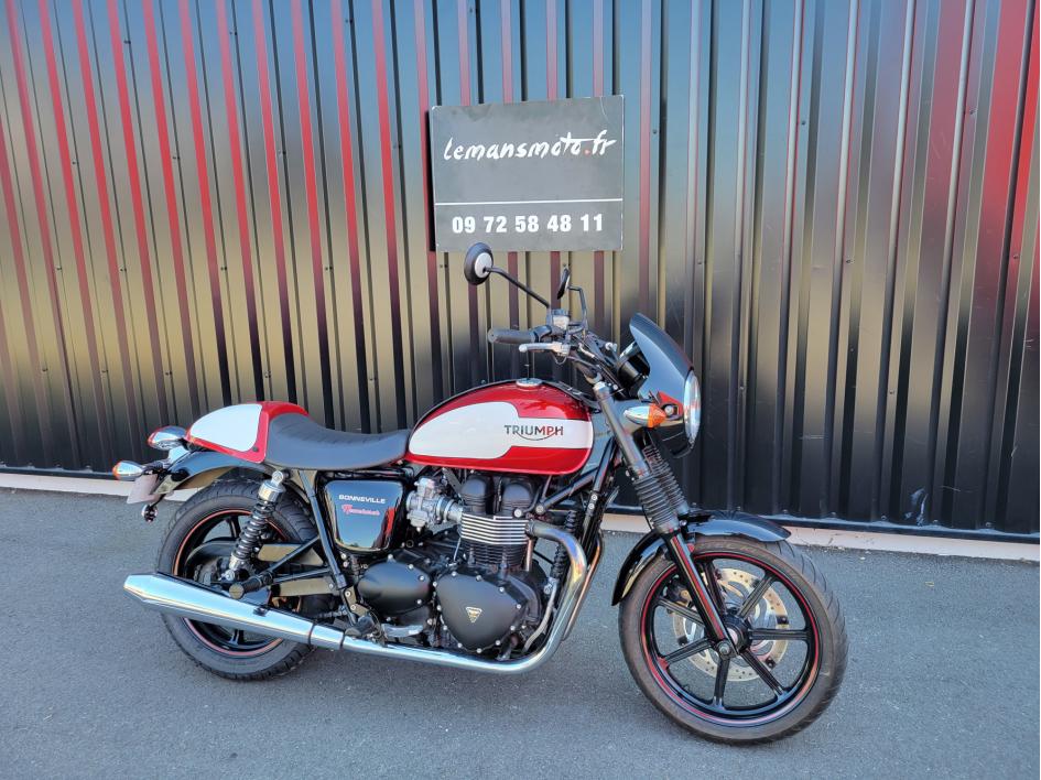 TRIUMPH Bonneville Newchurch