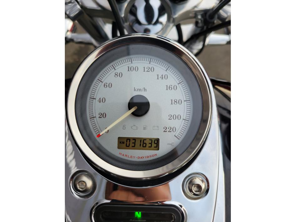 HARLEY-DAVIDSON DYNA WIDE GLIDE 1584