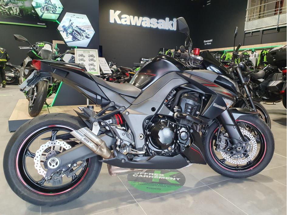 KAWASAKI Z1000 BLACK EDITION