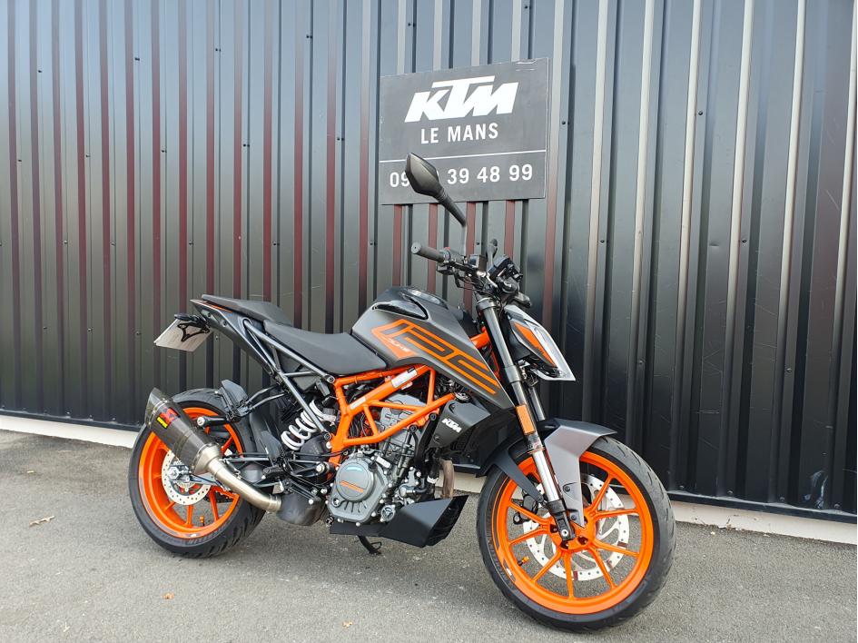 KTM 125 DUKE  SEULEMENT 2600 KILOMETRES