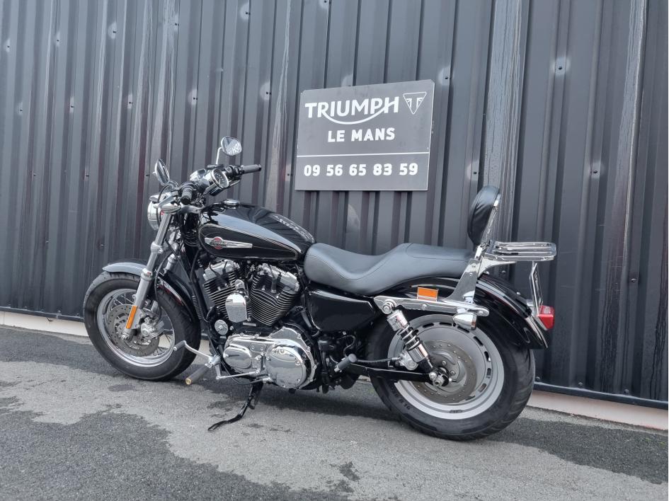 HARLEY-DAVIDSON SPORTSTER CUSTOM 1200