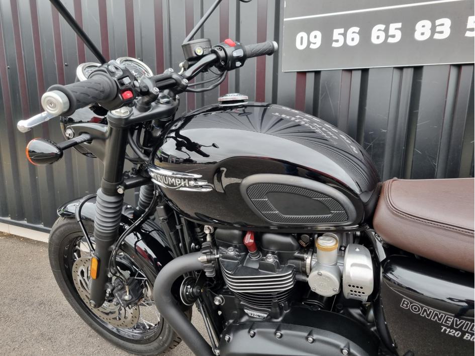 TRIUMPH Bonneville T120 Black