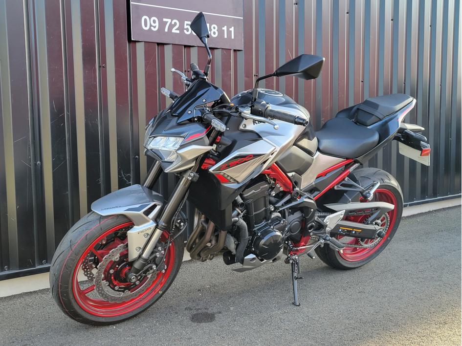 KAWASAKI Z 900