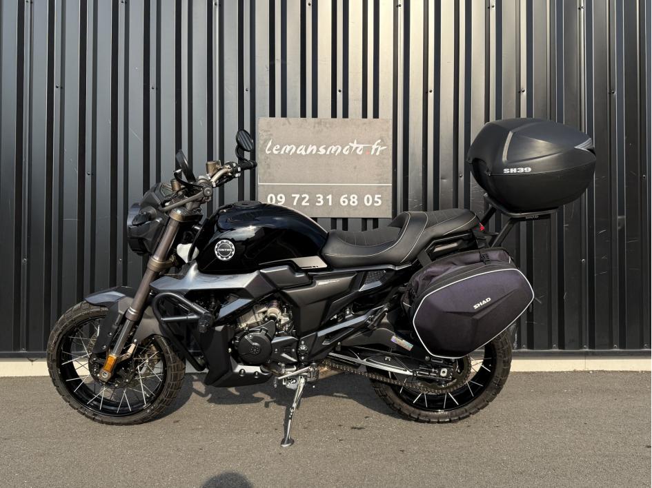 ZONTES 125 SCRAMBLER X 1ER MAIN