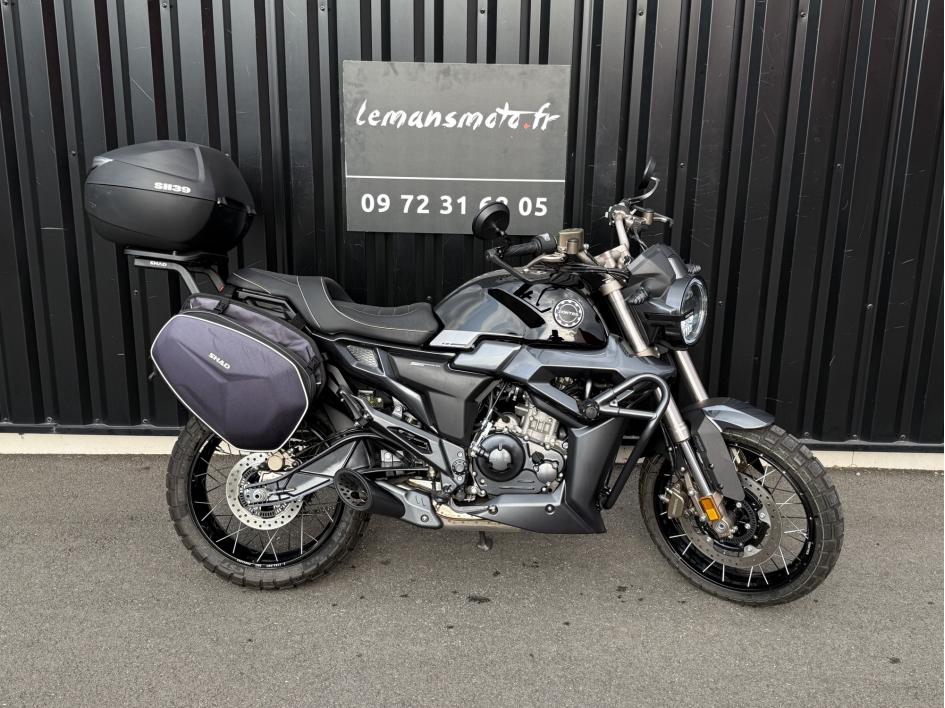 ZONTES 125 SCRAMBLER X 1ER MAIN